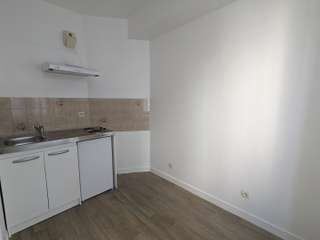 Divers ventes 9 pièces