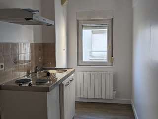 Divers ventes 9 pièces