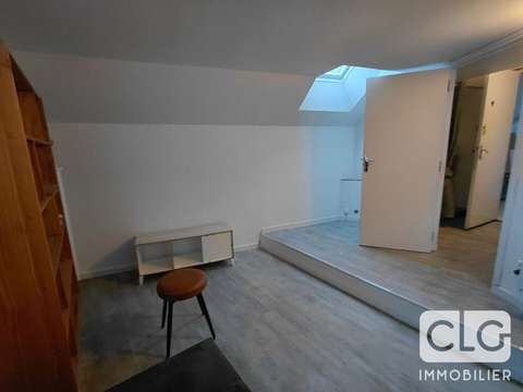 Divers ventes 12 pièces