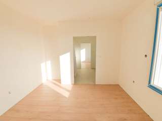 Divers ventes 8 pièces