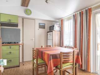 Divers ventes 4 pièces