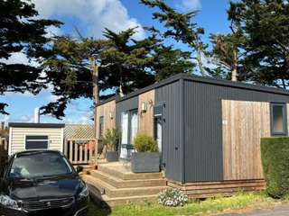 Divers ventes 4 pièces