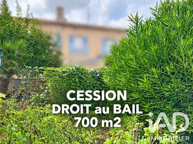 Divers ventes Saint-Laurent-des-Arbres 30 · 700 m² · 434 000 €