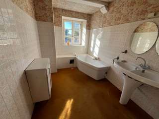 Divers ventes 8 pièces