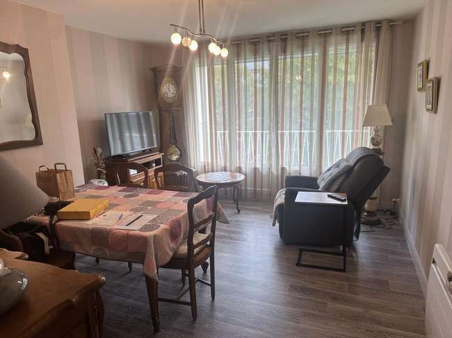 Divers ventes Vire 14 · à Vire Normandie · 73 m² · 96 300 €