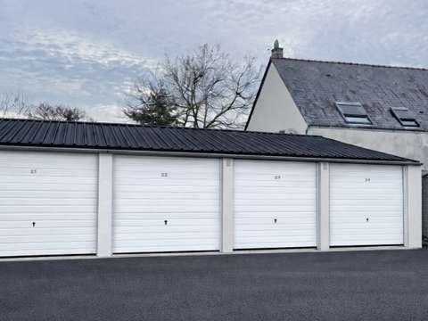Vente garage et parking 50 pièces Angers Centre 49