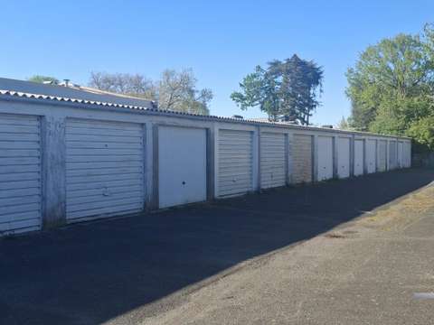 Vente garage et parking Angers Monplaisir 49