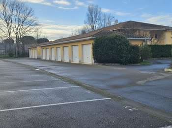 Parking 16 m² · à Aucamville · 16 m² · 26 000 €