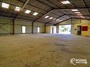 Vente Garage et parking 300 m&sup2;Beaufort-en-Anjou