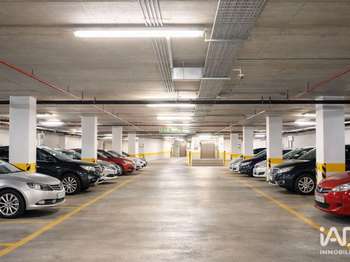 Vente Garage et parking 13 m&sup2;Châteauneuf-de-Gadagne