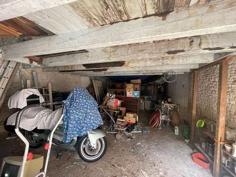 Vente garage et parking 2 pièces Ciré-d'Aunis 17