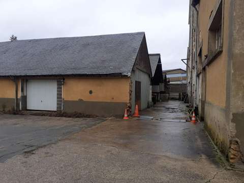 Vente garage et parking Clefs 49