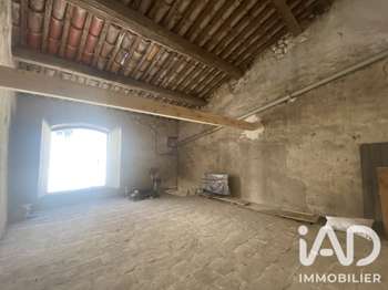 Vente Garage et parking 74 m&sup2;Coursan