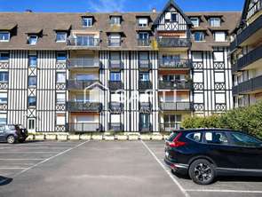 Vente Garage et parking 13 m&sup2;Deauville