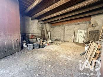 Vente Garage et parking 100 m&sup2;Gignac