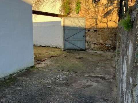 Vente garage et parking 4 pièces