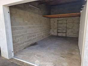 Vente Garage et parking 16 m&sup2;La Roche-Sur-Yon Centre Ville