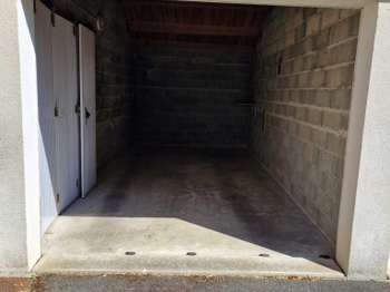 Vente Garage et parking 16 m&sup2;La Roche-Sur-Yon Centre Ville