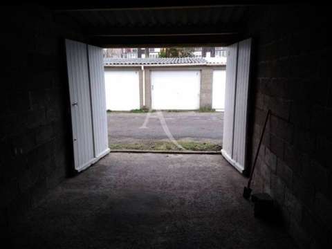 Vente garage et parking La Roche-Sur-Yon La Vergne 85