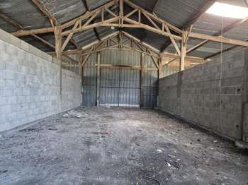 Vente Garage et parking 1400 m&sup2;Louisfert