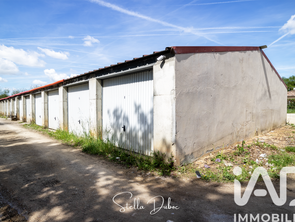 Vente Garage et parking 500 m&sup2;Montauban