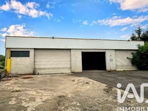 Vente Garage et parking 233 m&sup2;Montboyer