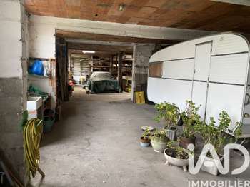 Vente Garage et parking 151 m&sup2;Nantes