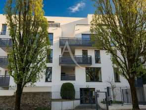 Vente Garage et parking 13 m&sup2;Nantes Pont Du Cens - Petit Port