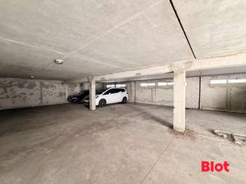 Vente Garage et parking 12 m&sup2;Nantes Quartier CHU
