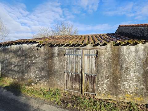 Vente garage et parking Saint-Julien-des-Landes 85