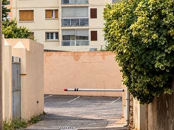 Vente Garage et parking 12 m&sup2;Toulon