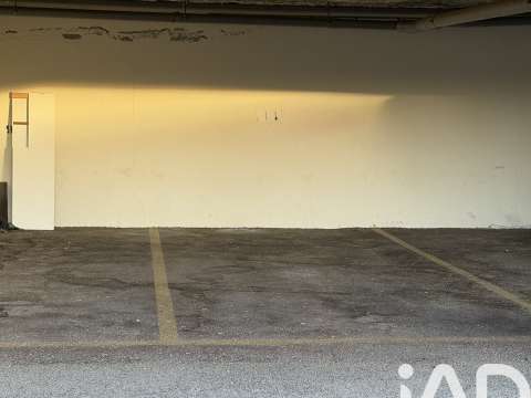 Vente garage et parking Valbonne 06