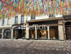 Vente ImmeubleAlençon Centre - Montsort