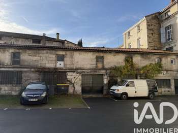 Vente ImmeubleAngoulême