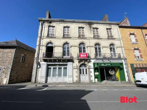 Immeuble 10 pièces Argentré-du-Plessis 35