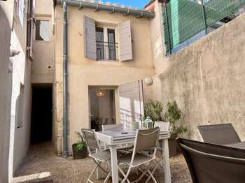 Vente Immeuble 8 piècesArles