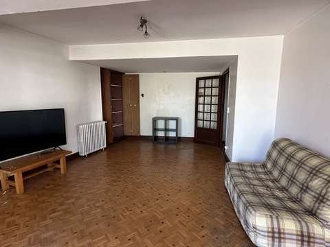 Immeuble 10 pièces Barbezieux-Saint-Hilaire 16