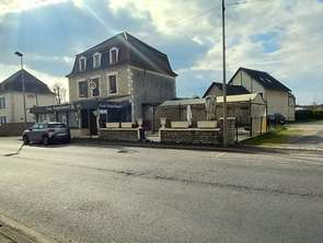 Vente ImmeubleBiars-sur-Cère