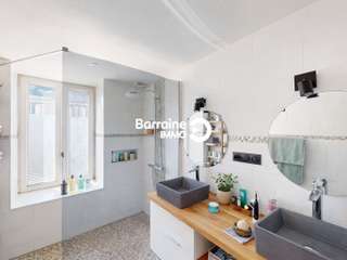 Immeuble 15 pièces