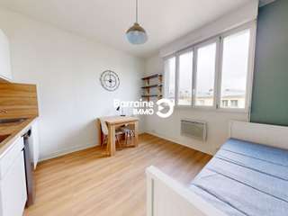 Immeuble 20 pièces
