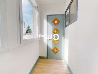 Immeuble 20 pièces