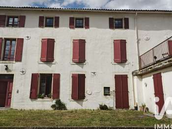 Photo Immeuble Champdeniers-Saint-Denis
