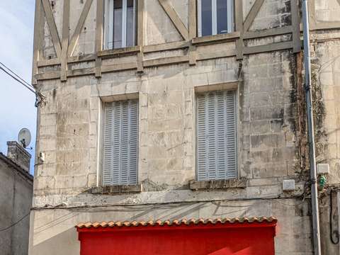 Immeuble Châteauneuf-sur-Charente 16