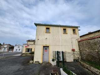 Immeuble 20 pièces