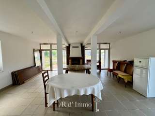 Immeuble 10 pièces