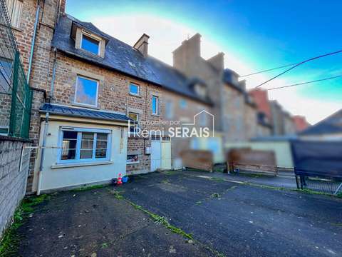 Immeuble 5 pièces Conde-sur-Noireau 14