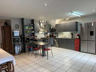 Immeuble 16 pièces