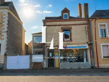 Photo Immeuble Cossé-le-Vivien