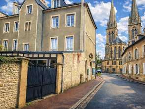 Vente ImmeubleDouvres-la-Délivrande