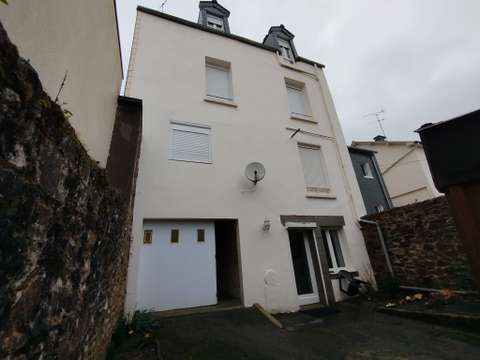 Immeuble 12 pièces Fougères 35